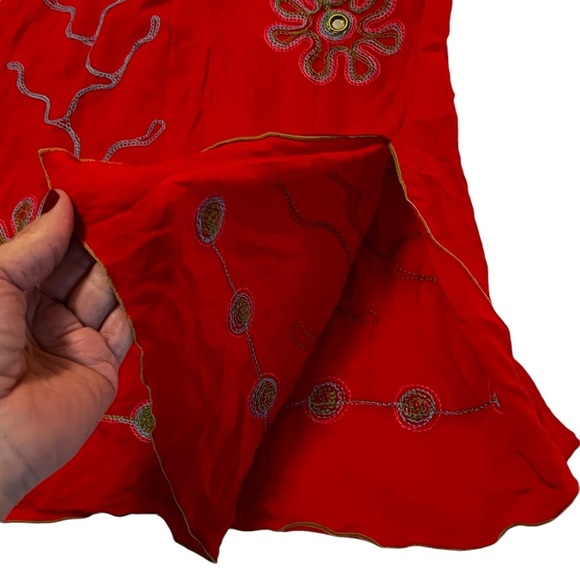 Poupette St Barth Off The Shoulder embroidered whimsical daisy flower M Red - Picture 8 of 16